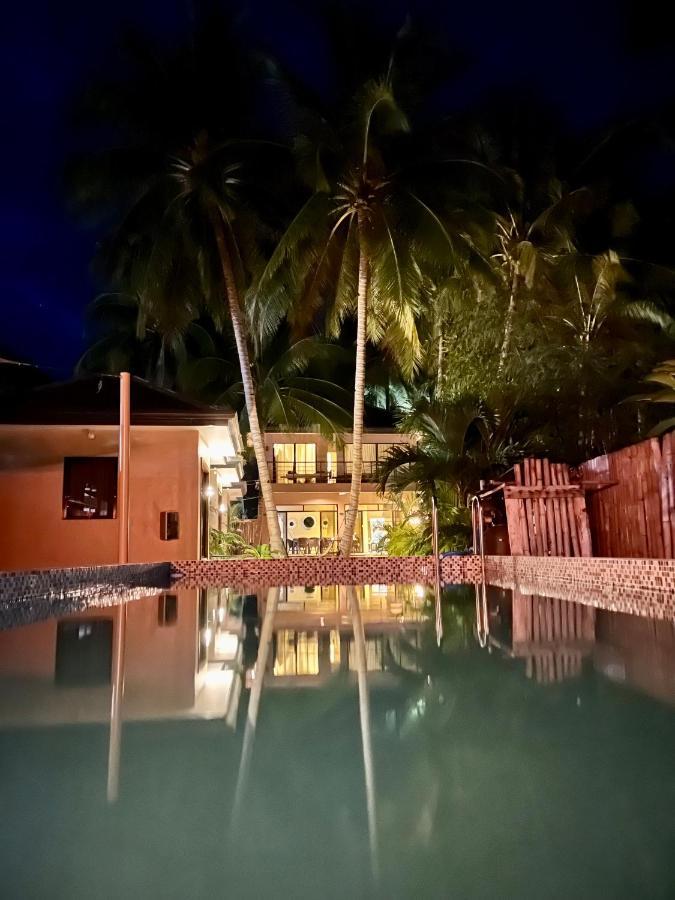 Southseas Beach Resort And Dive Center سانتاندير المظهر الخارجي الصورة