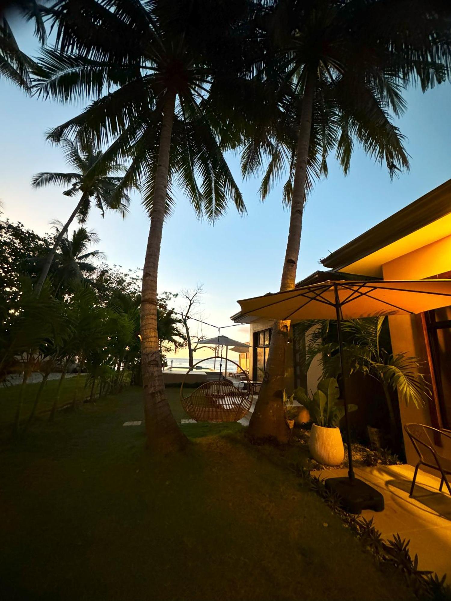 Southseas Beach Resort And Dive Center سانتاندير المظهر الخارجي الصورة